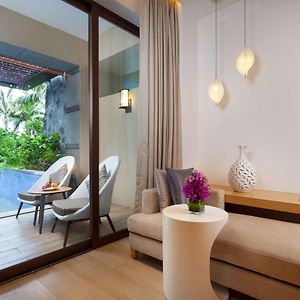 Twin Room Pool View